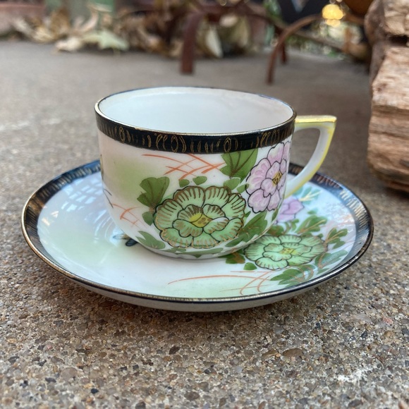 Vintage Made In Occupied Japan Mini Tea Sake Cup and Saucer Hand Painted (EXC) - Picture 2 of 14